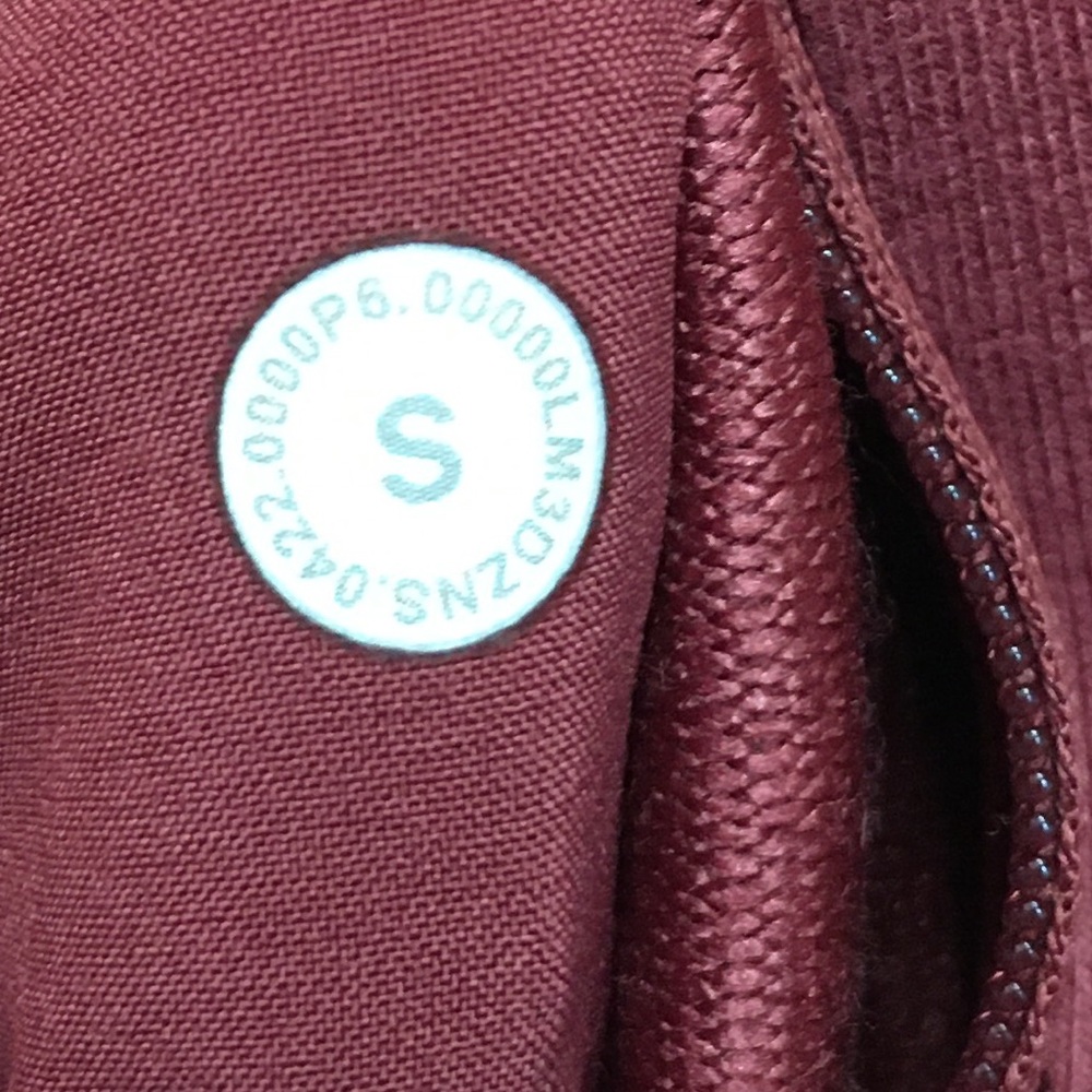 Lululemon Crewneck Sweatshirt Small Red Burgundy Athletic Loungewear Sporty Gym - Picture 5 of 8